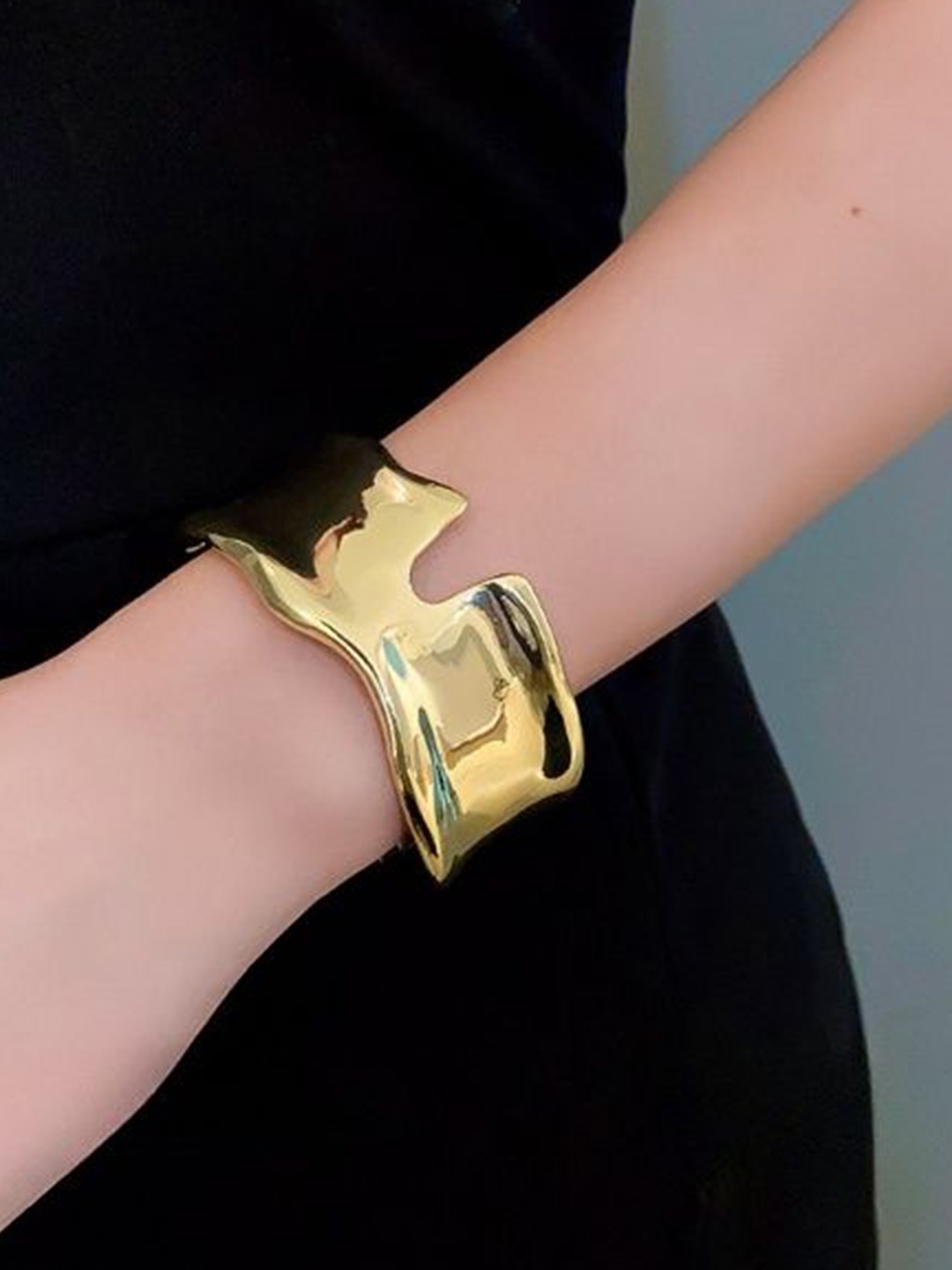 

Just Lil Things Cuff Bracelet, Gold
