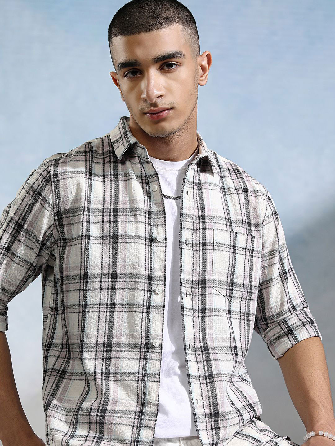 

HIGHLANDER Men Slim Fit Opaque Checked Casual Shirt, Off white