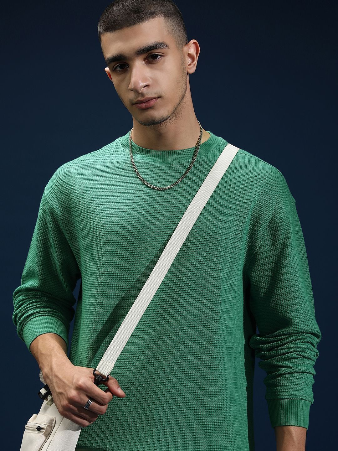 

HIGHLANDER Men Round Neck Knitted Textured Relaxed Drop Shoulder Sweatshirt, Green