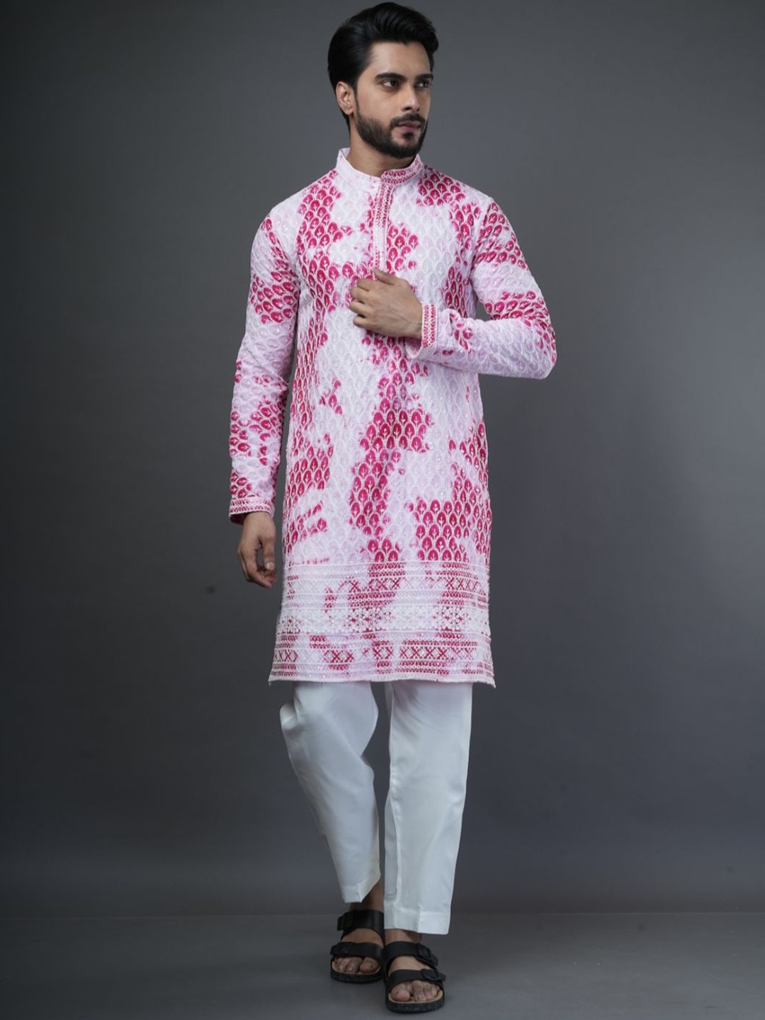 

ARYA Men Ethnic Motifs Embroidered Regular Thread Work Kurta with Pyjamas, Pink