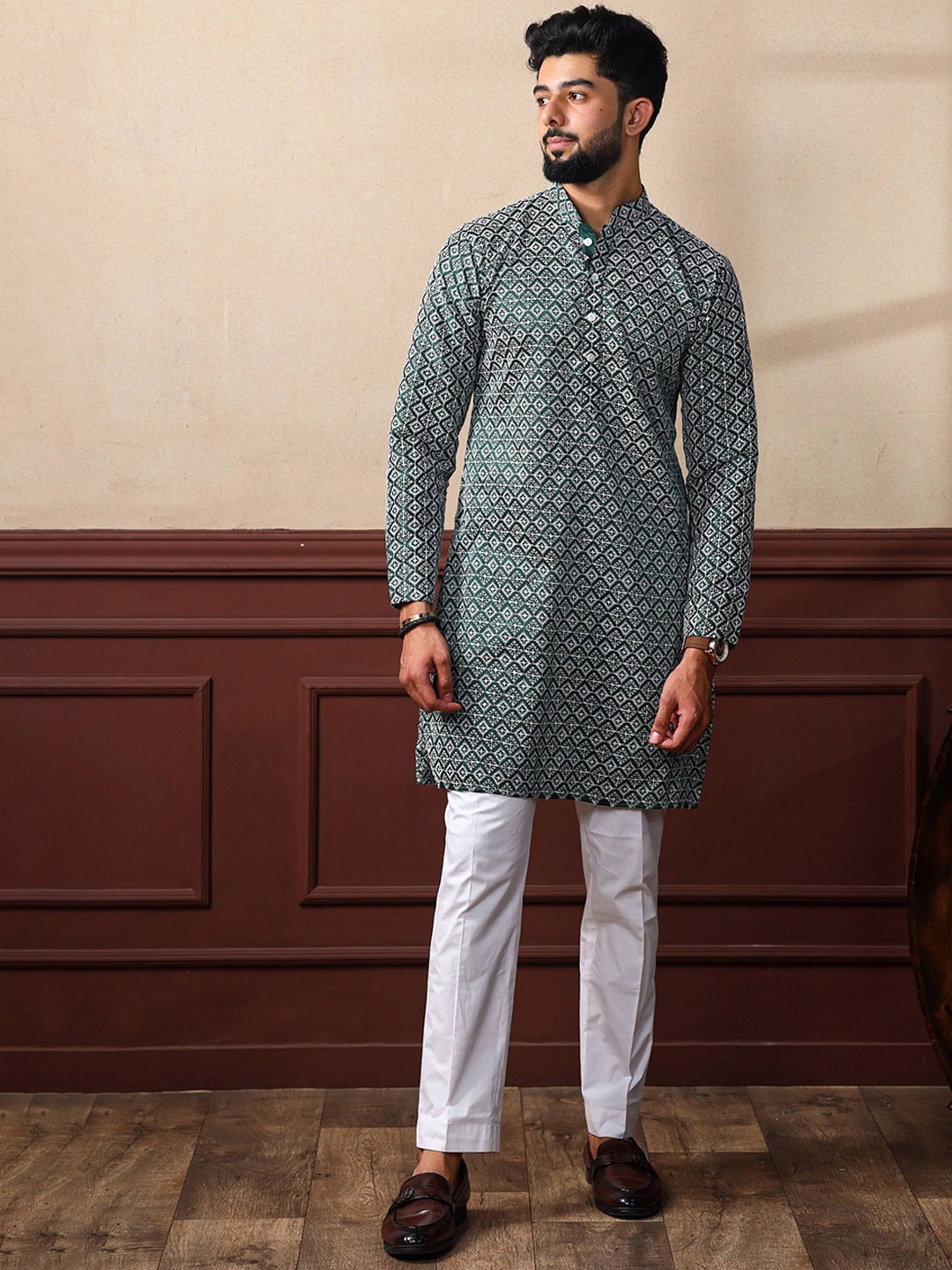 

Koshin Men Sequinned Jacquard Kurta, Fluorescent green