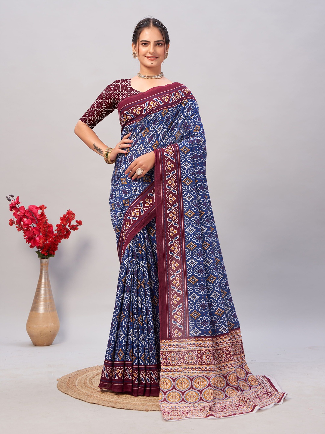 

KAYOMMI Ajrak Block Pure Cotton Saree, Blue