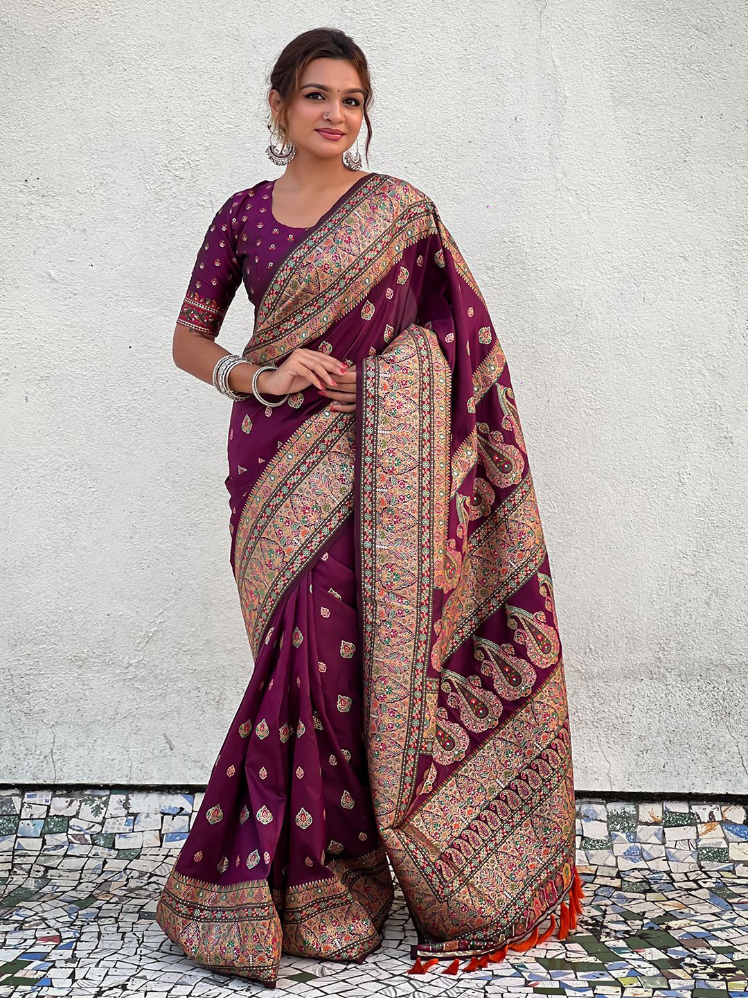 

Mitera Woven Design Zari Pashmina Saree, Purple