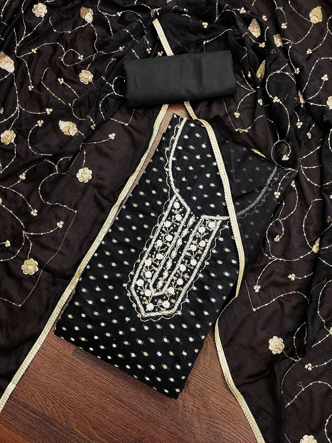 

Maroosh Embellished Unstitched Dress Material, Black