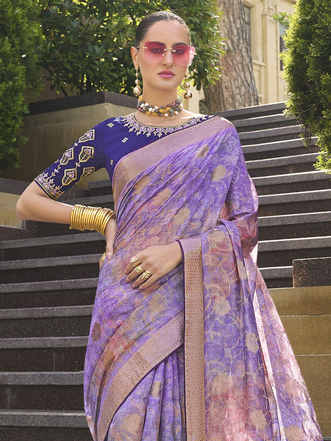 

Anouk Woven Design Zari Brocade Banarasi Saree, Lavender