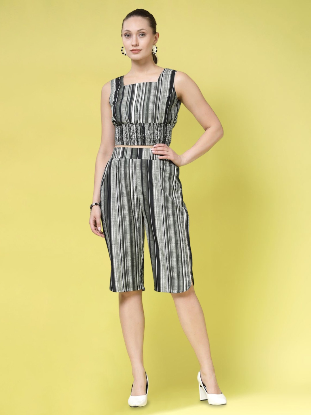 

BEING NAUGHTY Striped Square Neck Sleeveless Top With Capri, Green