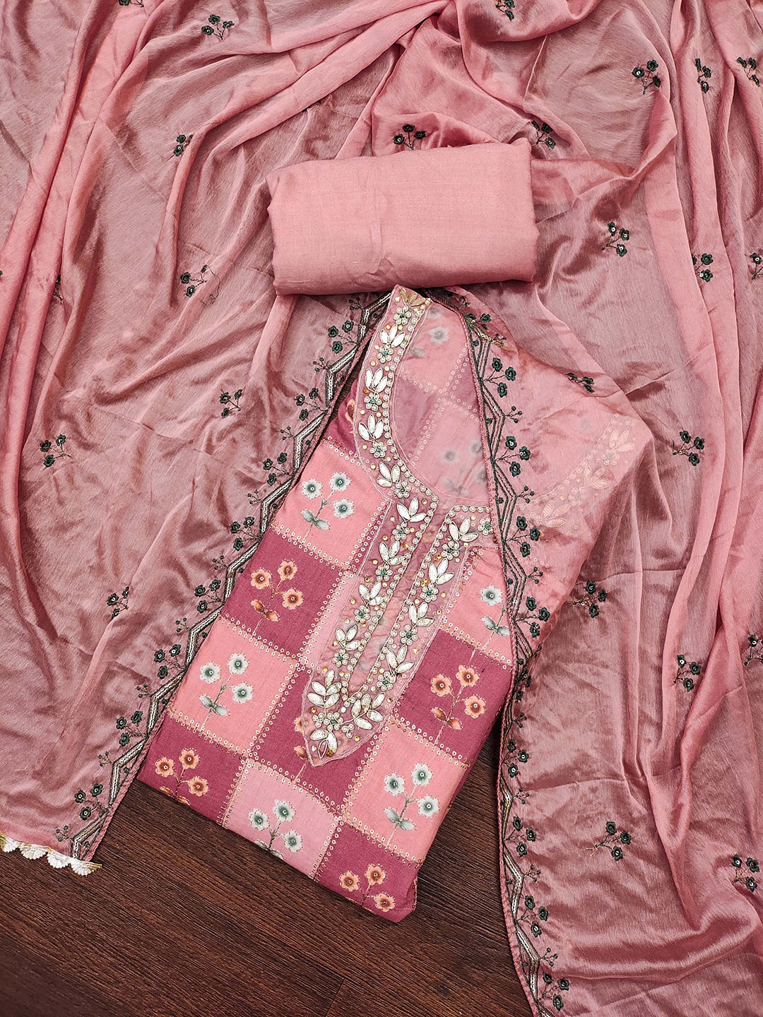 

Maroosh Floral Embroidered Unstitched Dress Material, Pink
