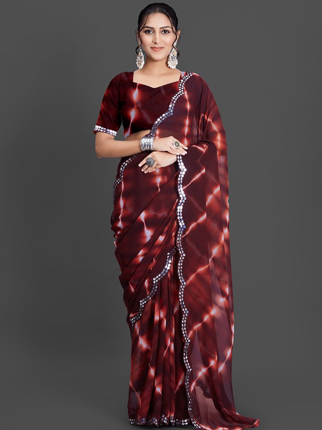 

A.V.M Prints Tie and Dye Dyed Pure Georgette Saree, Maroon