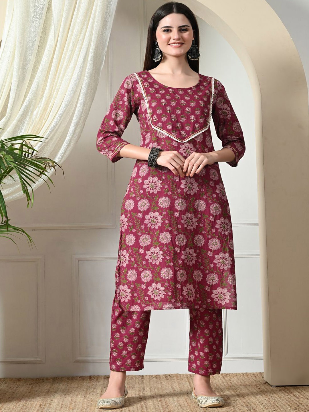 

KALINI Women Floral Printed Regular Pure Cotton Kurta with Trousers, Burgundy