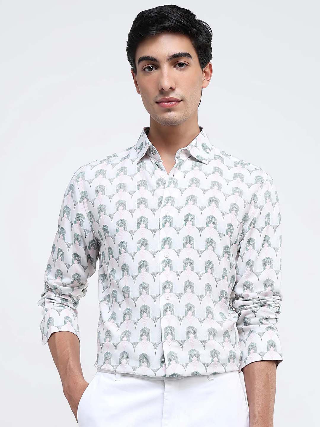

RARE RABBIT Men Comfort Spread Collar Geometric Printed Cotton Casual Shirt, White