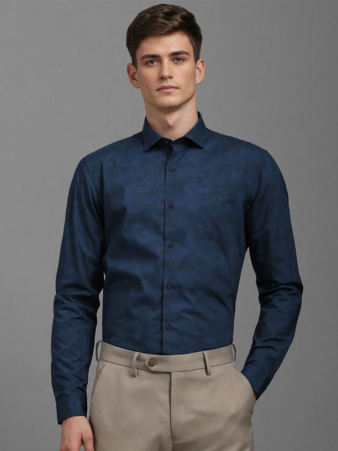 

Louis Philippe Sport Men Super Slim Fit Opaque Printed Formal Shirt, Navy blue