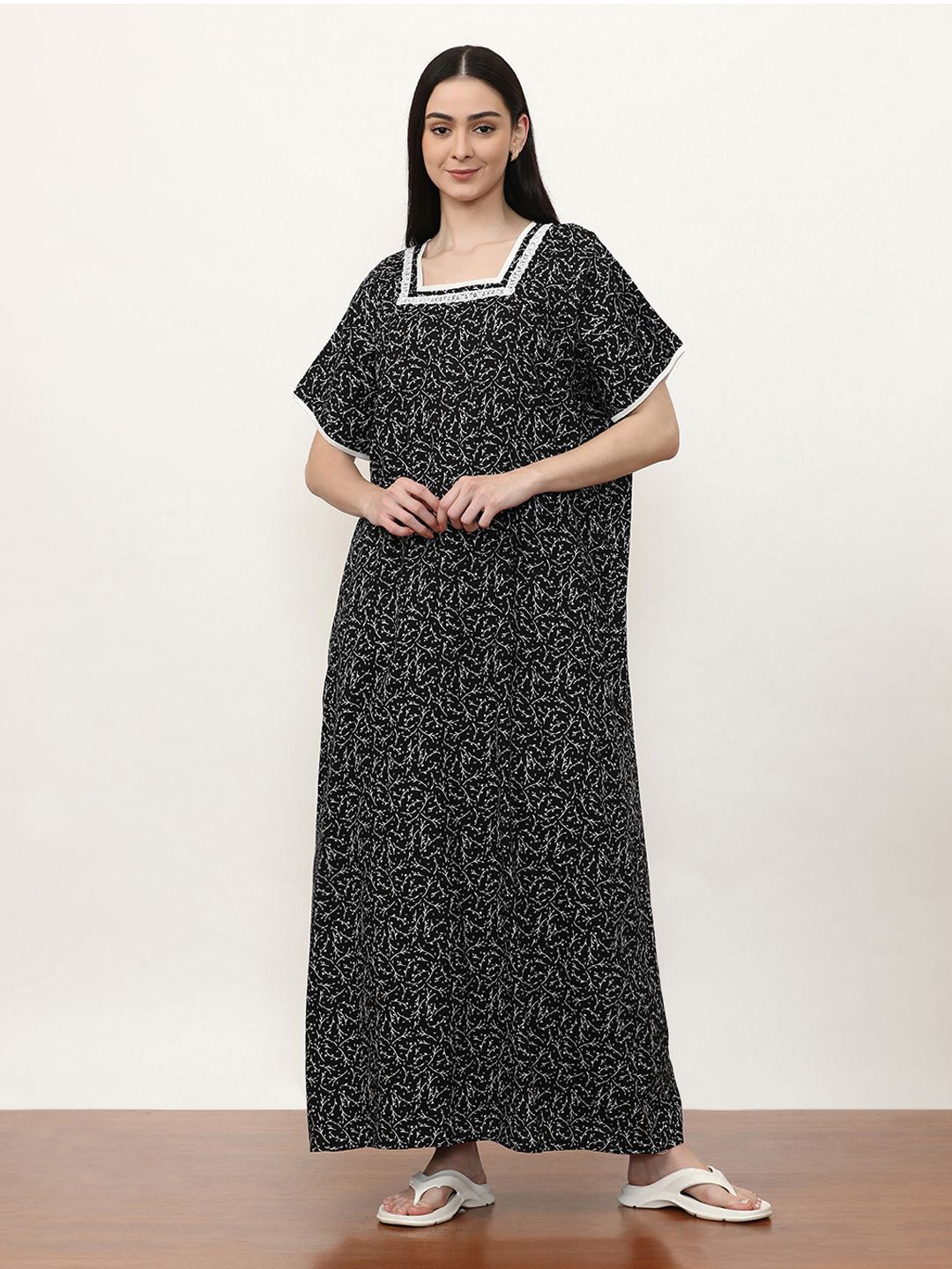

Jaipur Kurti Printed Maxi Nightdress, Black
