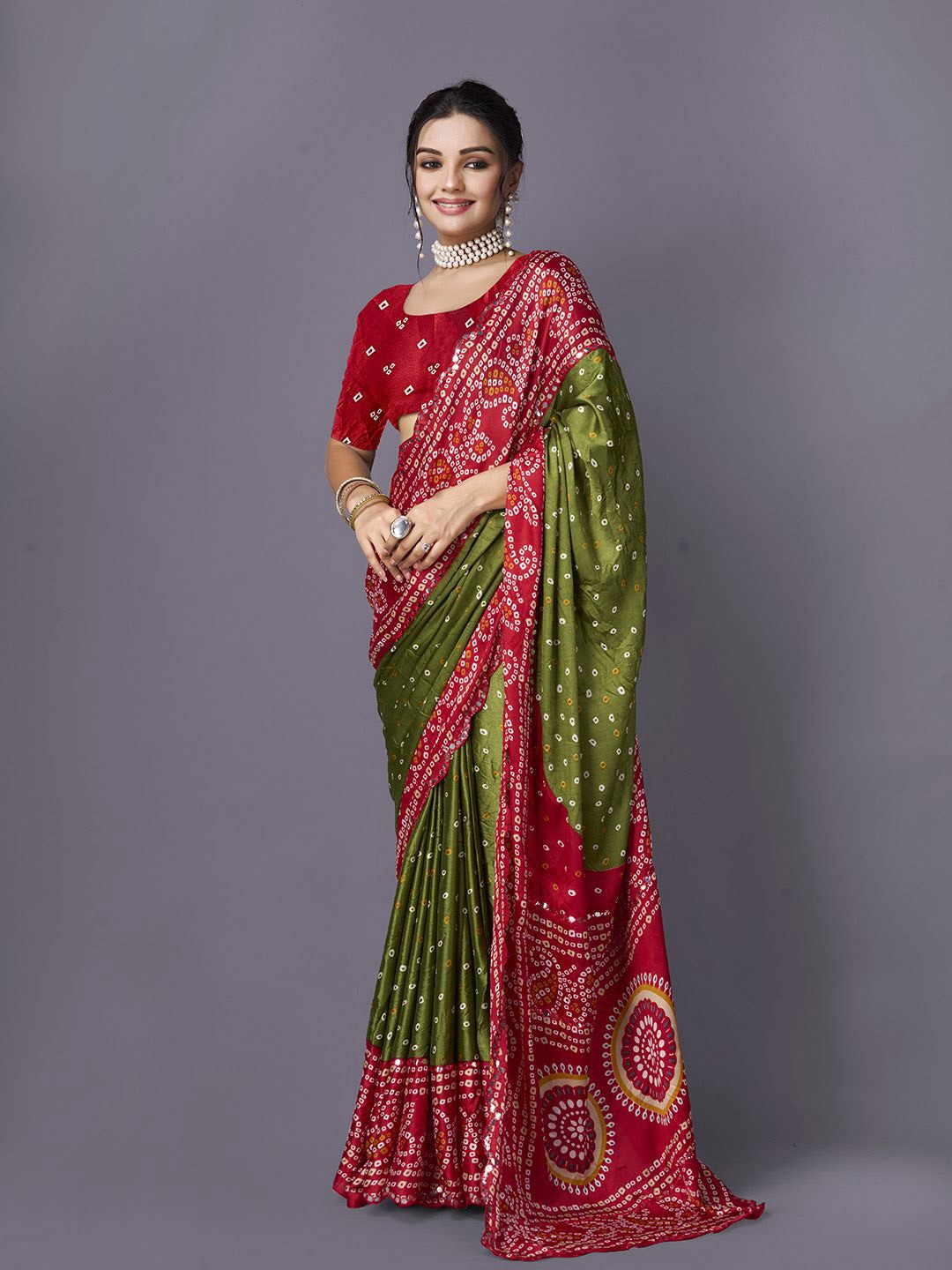 

A.V.M Prints Mirror Work Bandhani Printed Saree, Green