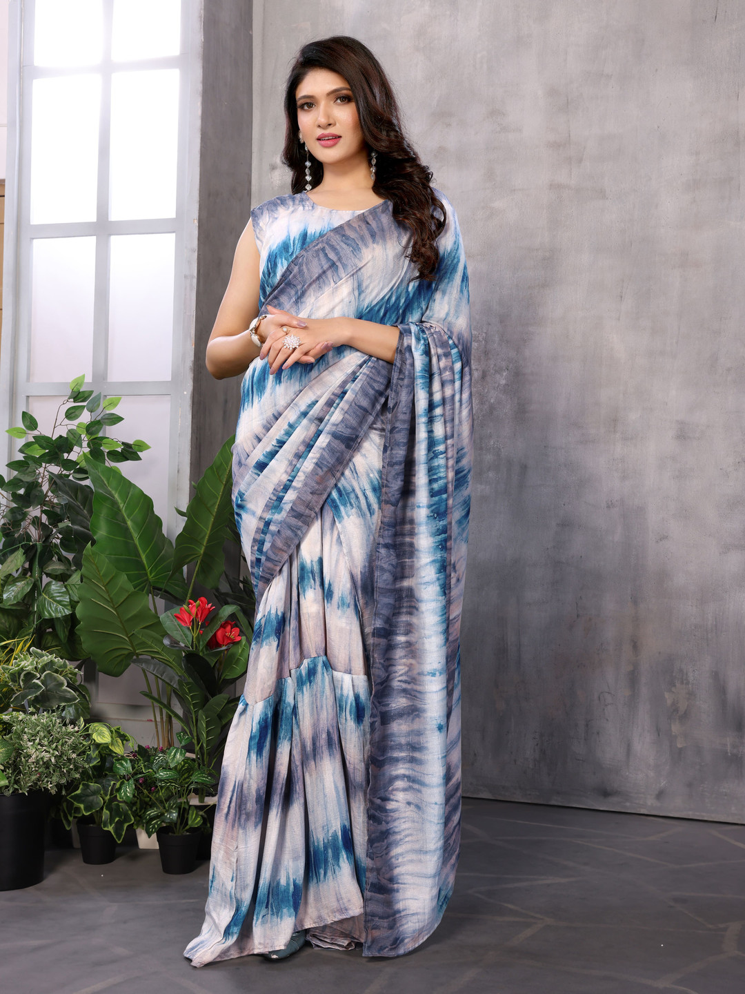 

A.V.M Prints Tie and Dye Daily Wear Saree, Blue