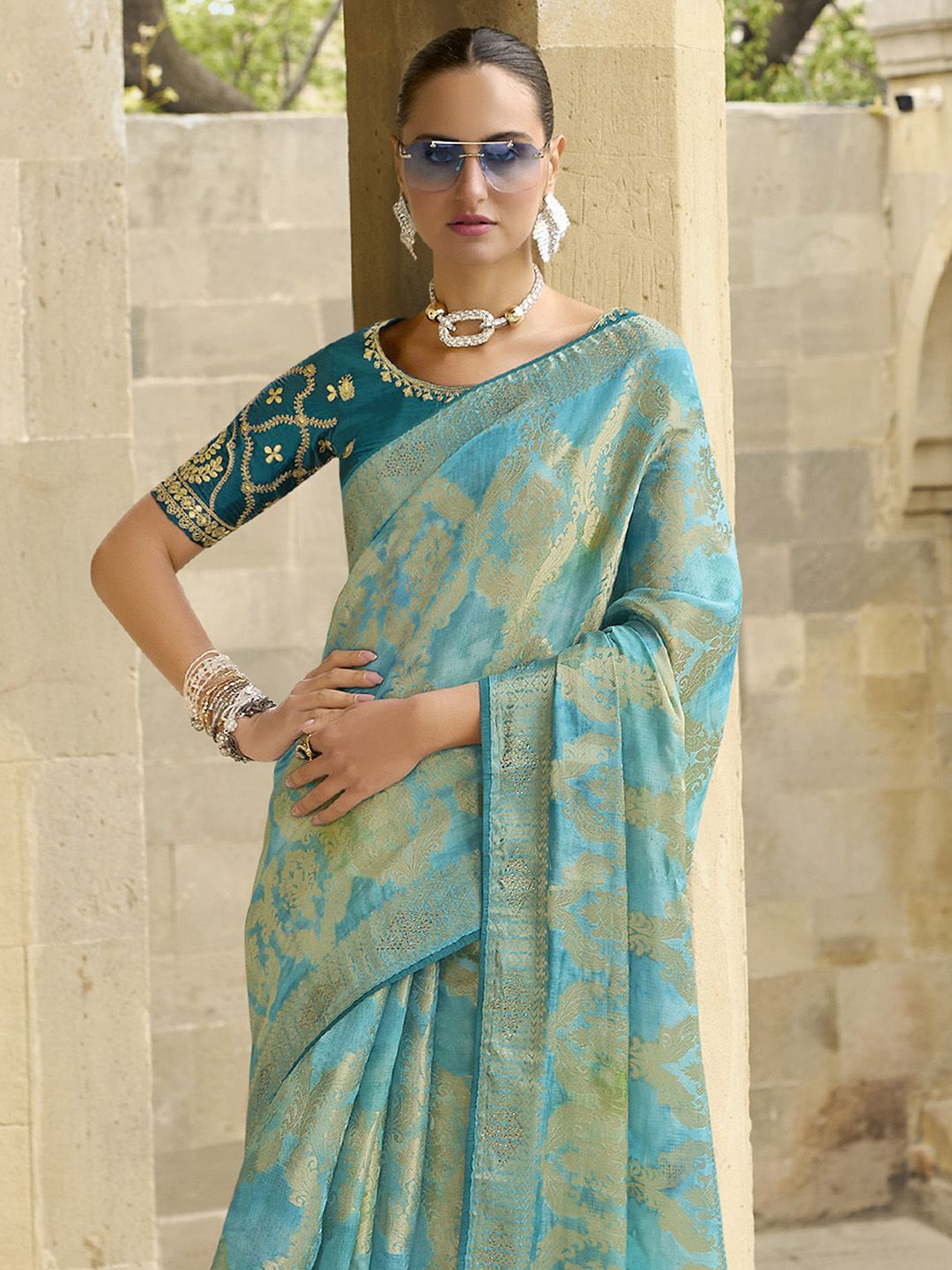 

Anouk Woven Design Beads and Stones Brocade Banarasi Saree, Blue