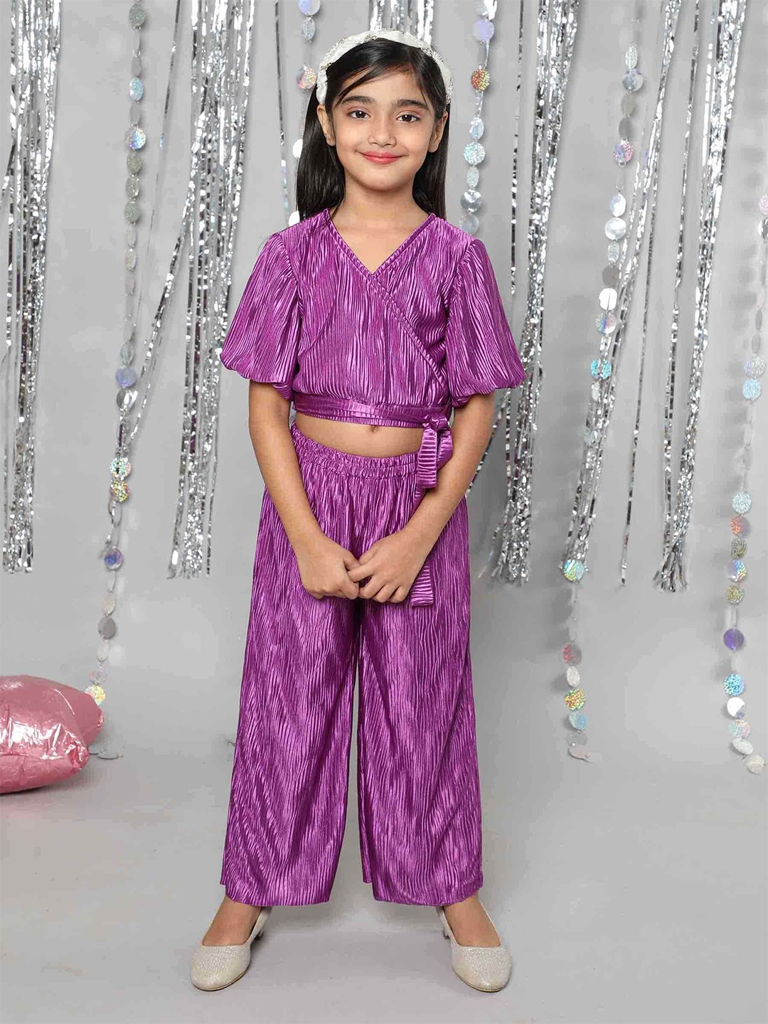 

taffykids Girls Self Design V-Neck Puff Sleeves Crop Top With Trousers, Purple