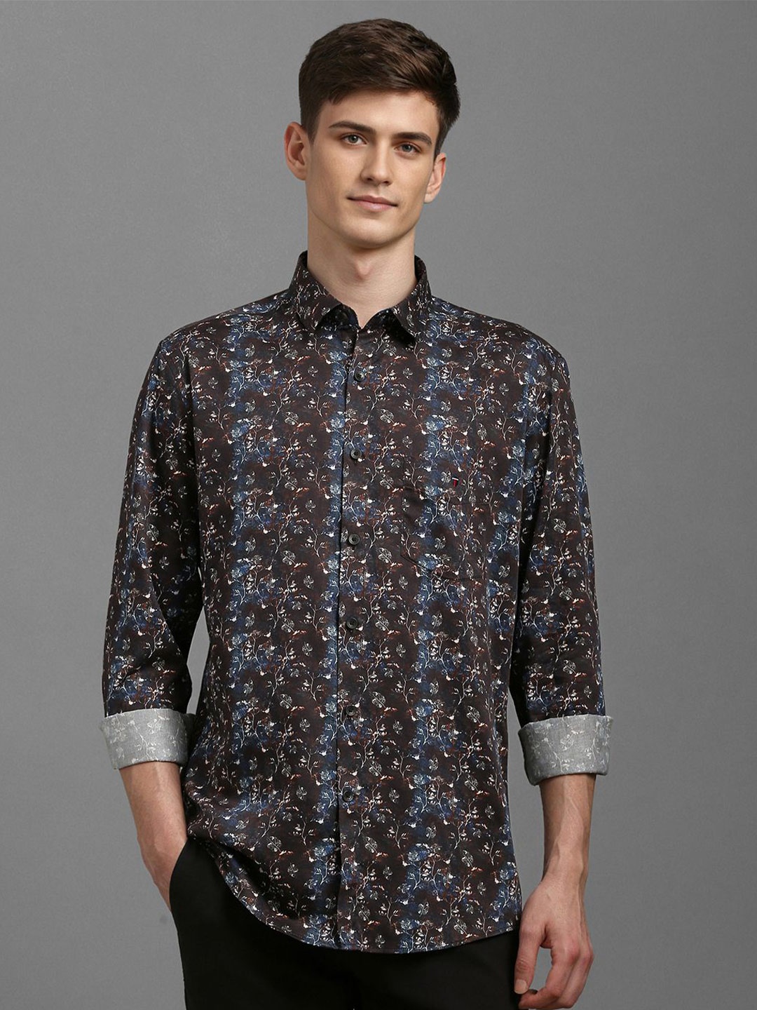 

Louis Philippe Sport Men Slim Fit Floral Opaque Printed Casual Shirt, Brown