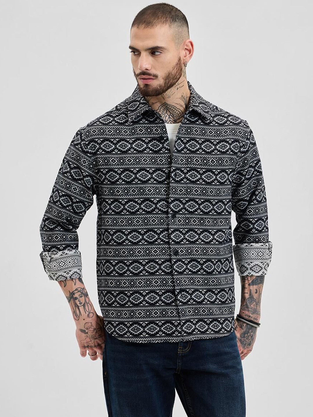 

Snitch Men Geometric Open Front Jacket, Black