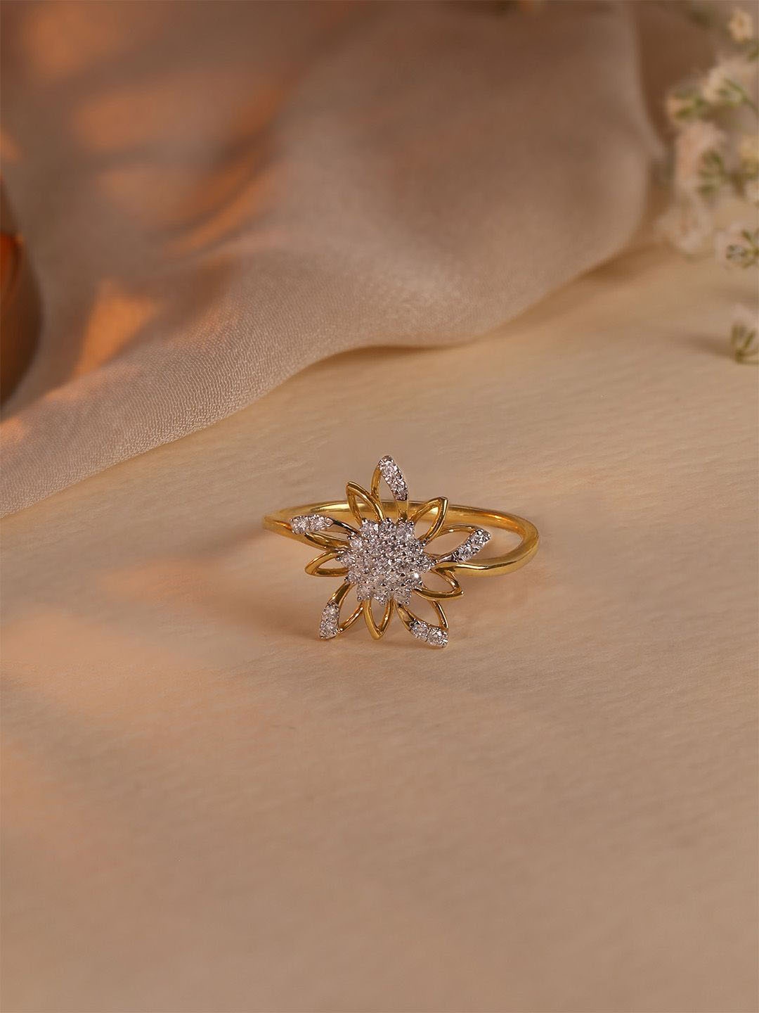 

Mia by Tanishq 14KT Finger Ring Diamond -1.75 gm, Yellow
