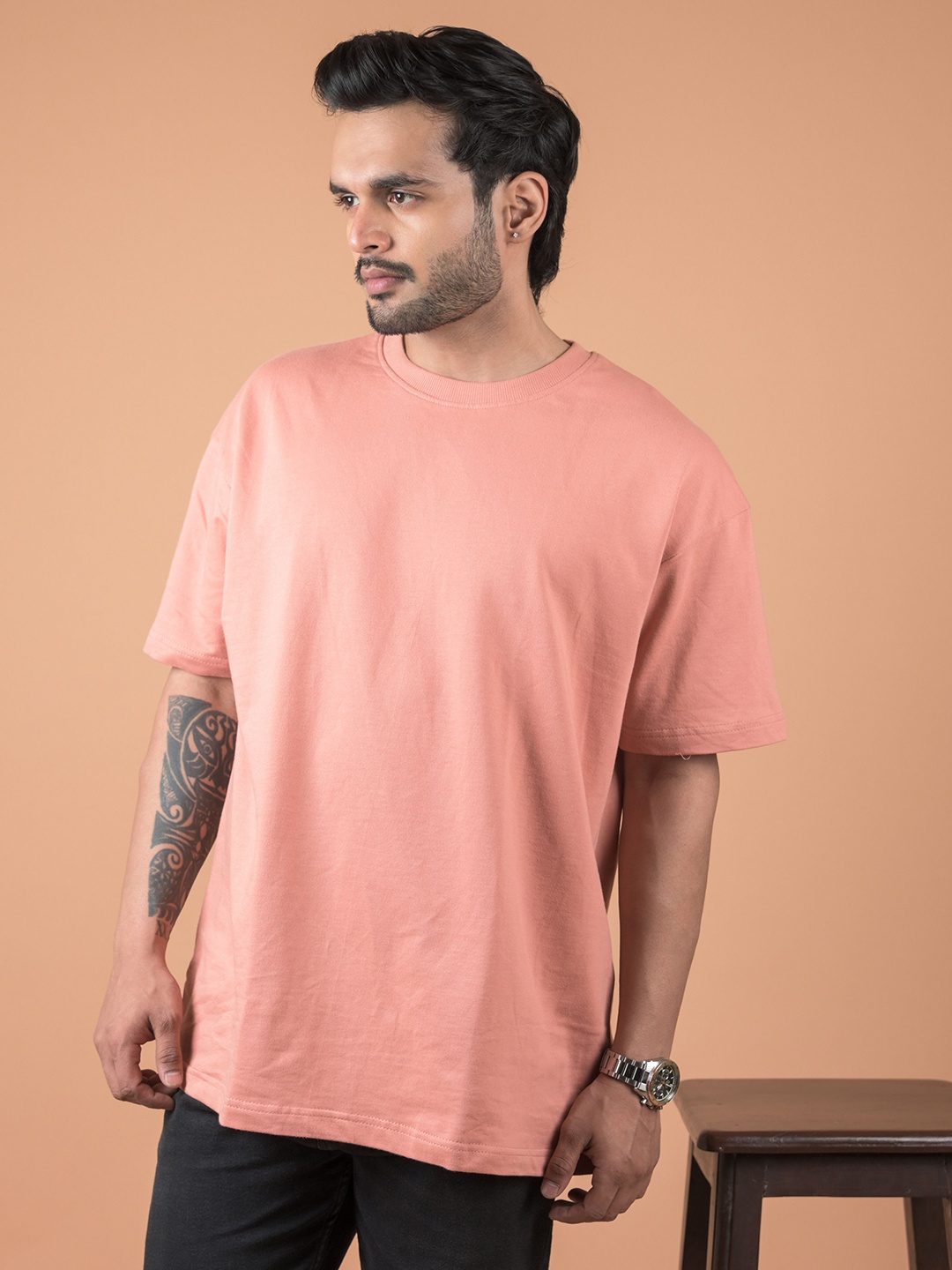 

INDIAN THREADS Men Round Neck Oversized T-shirt, Rose gold