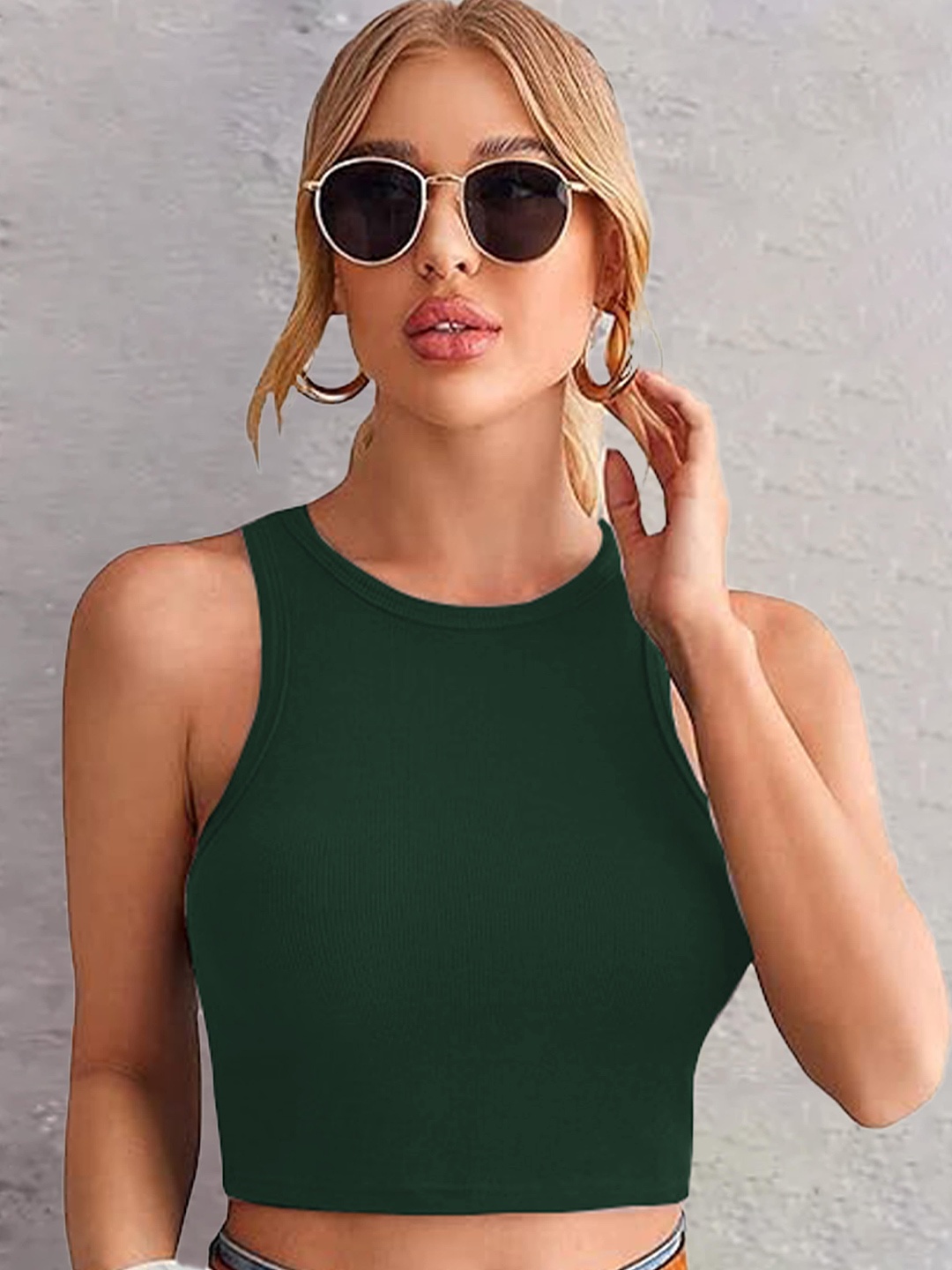 

Swaranjali Keyhole Neck Tank Fitted Crop Top, Green