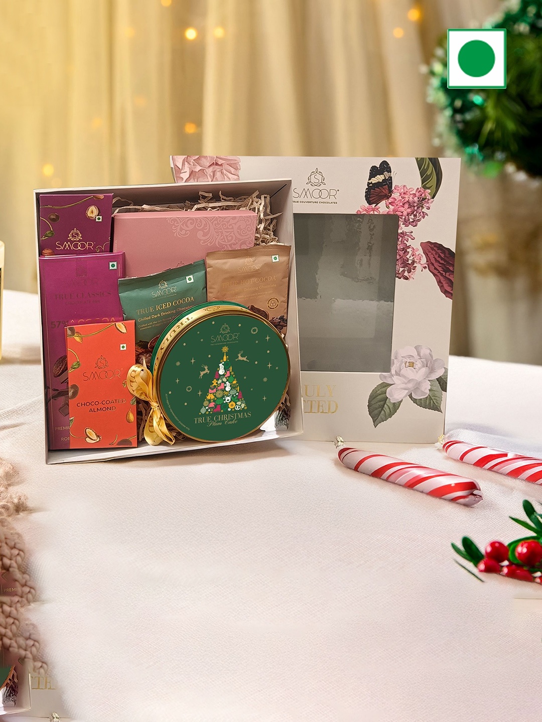 

SMOOR Set Of 6 Christmas Assorted Gifts, White