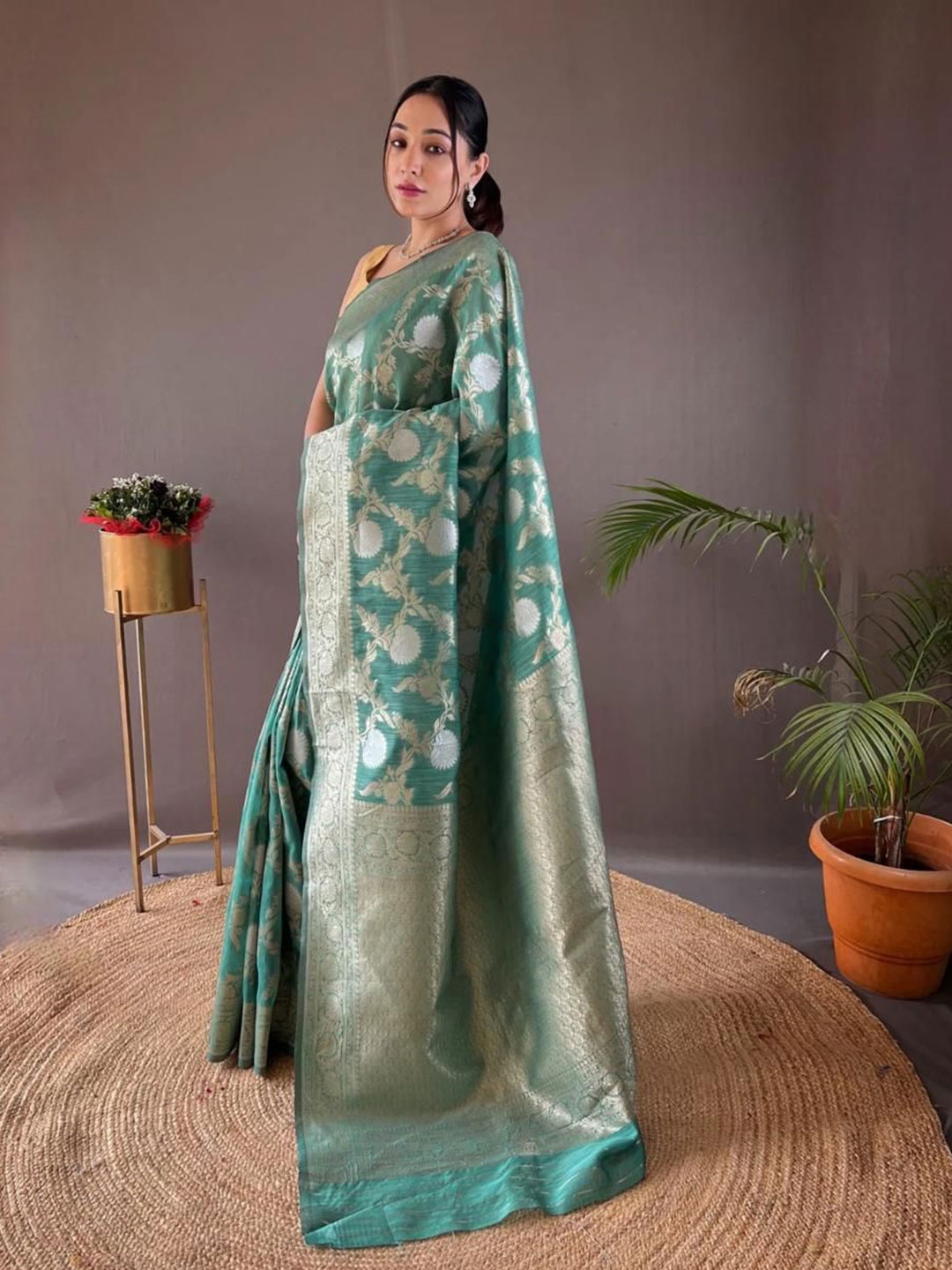 

KALINI Woven Design Zari Silk Blend Banarasi Saree, Teal