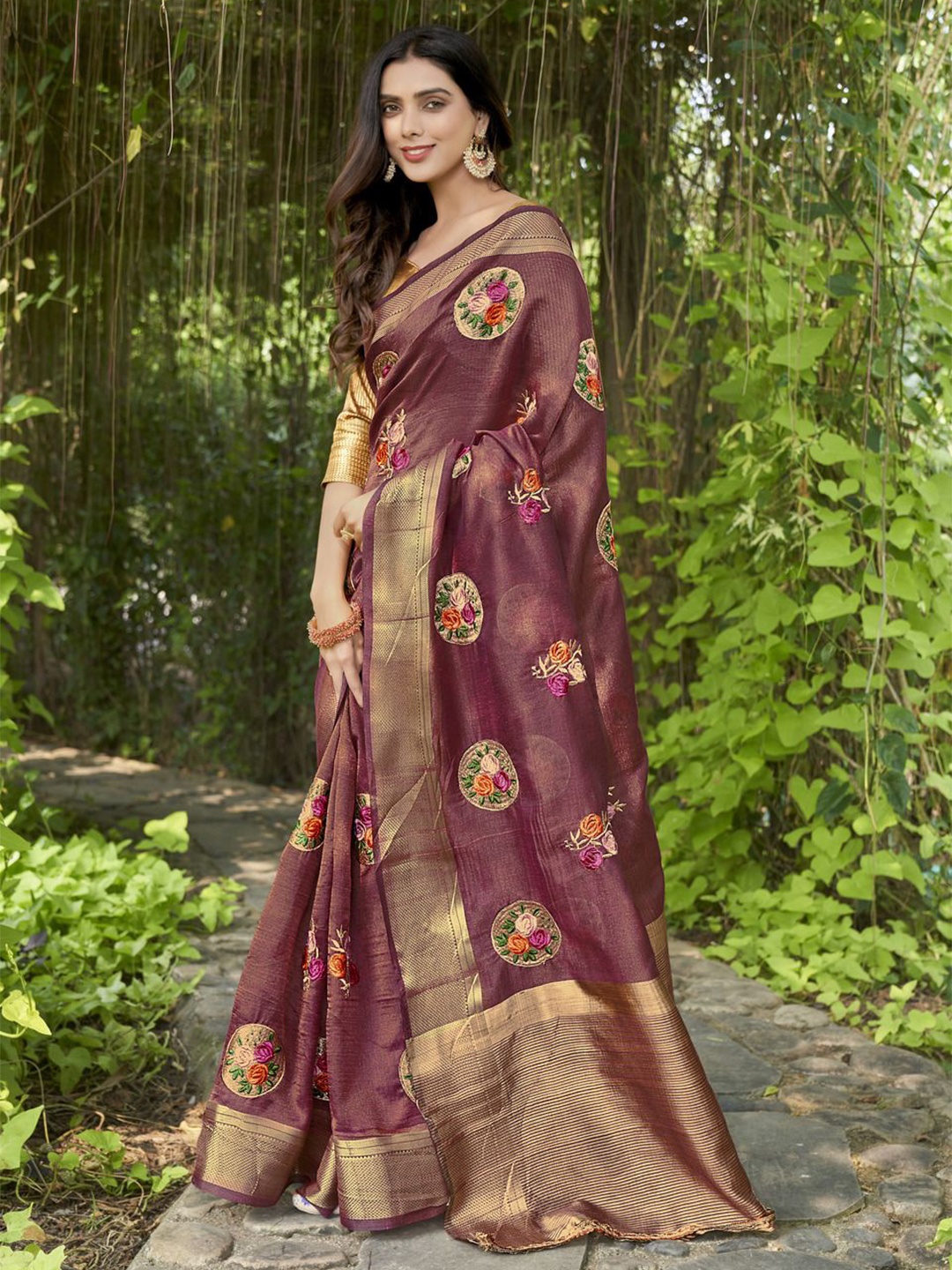 

Anouk Zari Saree, Burgundy