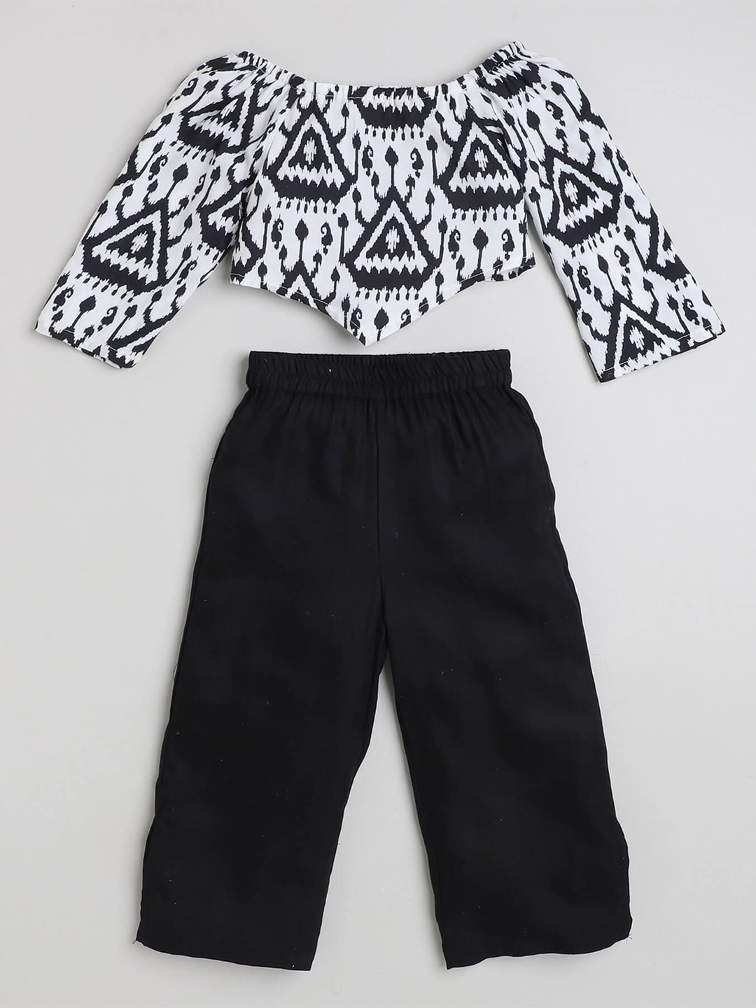 

taffykids Girls Printed Top with Trousers, Black