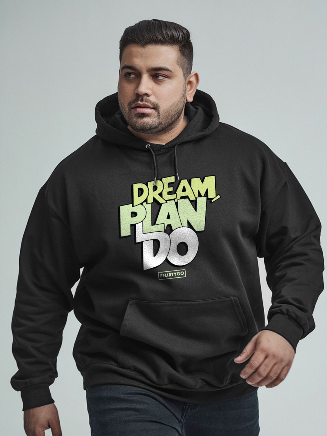 

FFLIRTYGO Men Printed Hooded Sweatshirt, Black