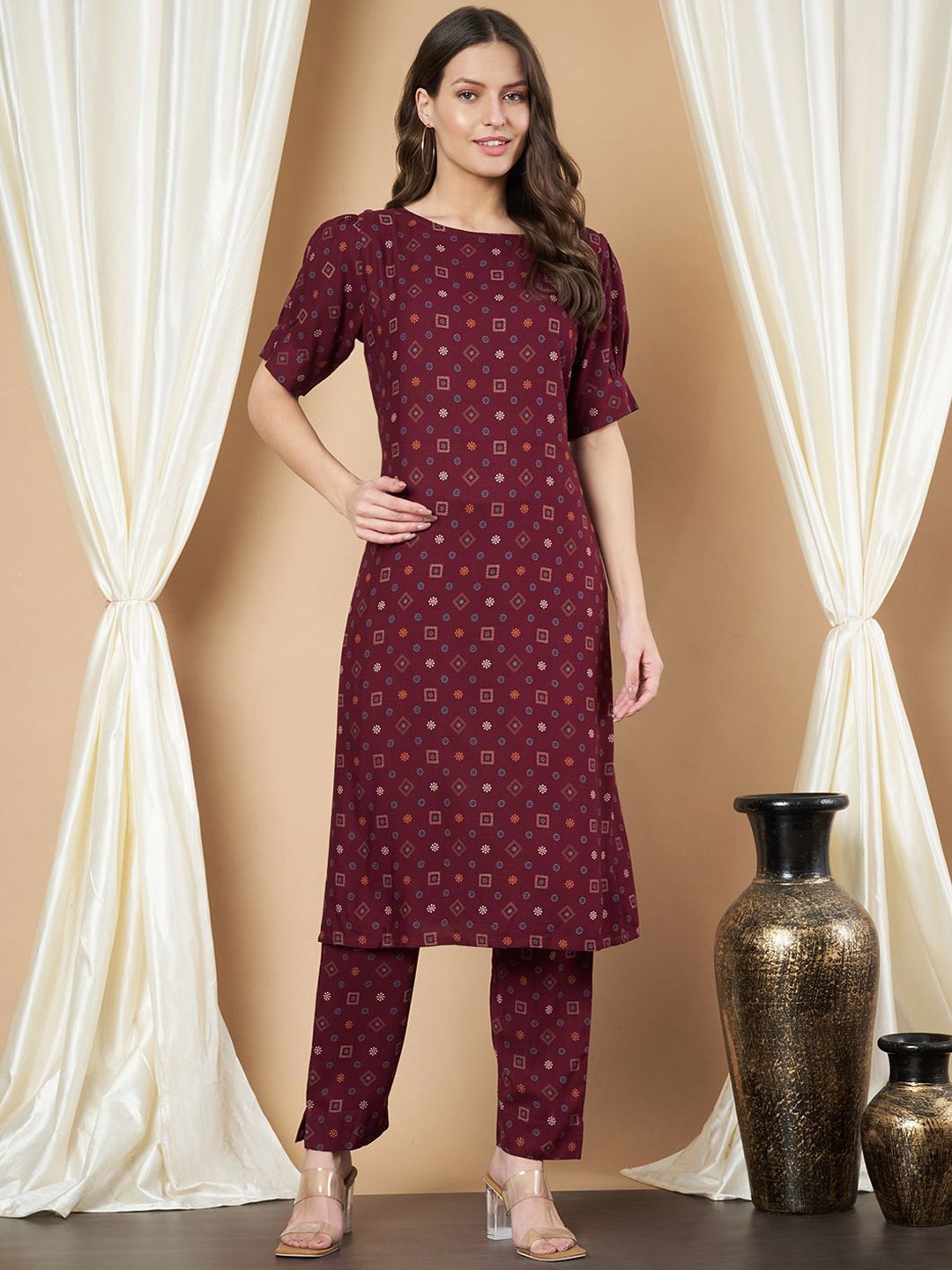 

all about you Floral Printed Straight Kurta With Trouser, Maroon