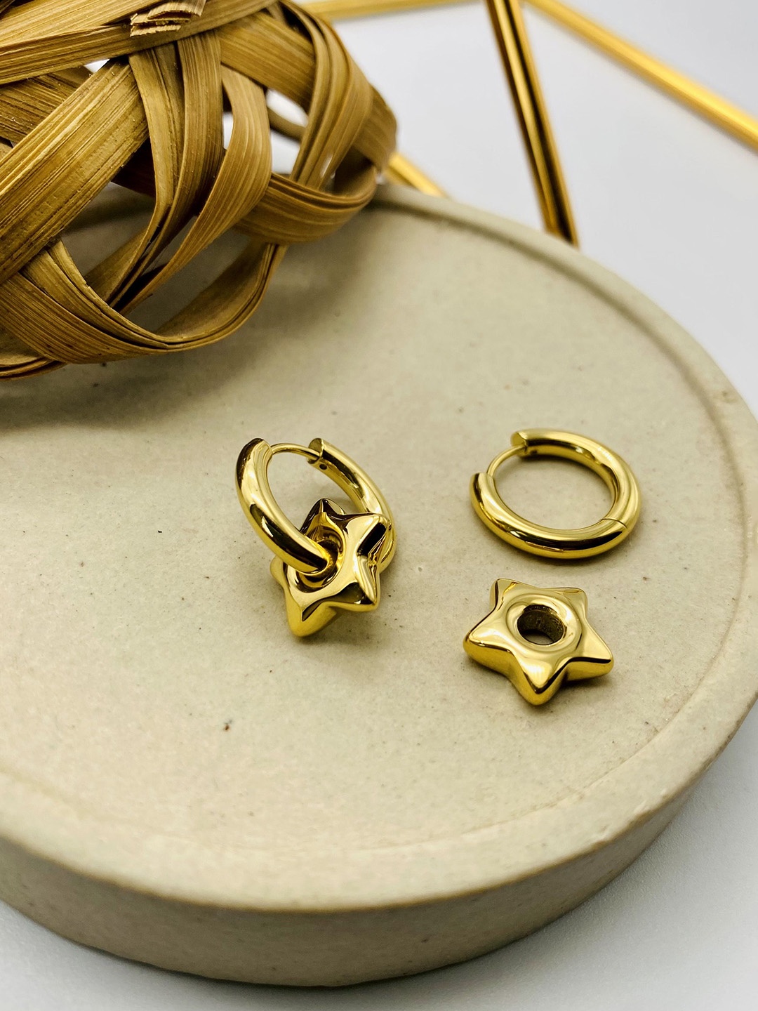 

ANJNI CREATION Gold-Plated Stainless Steel Star Shaped Drop Earrings