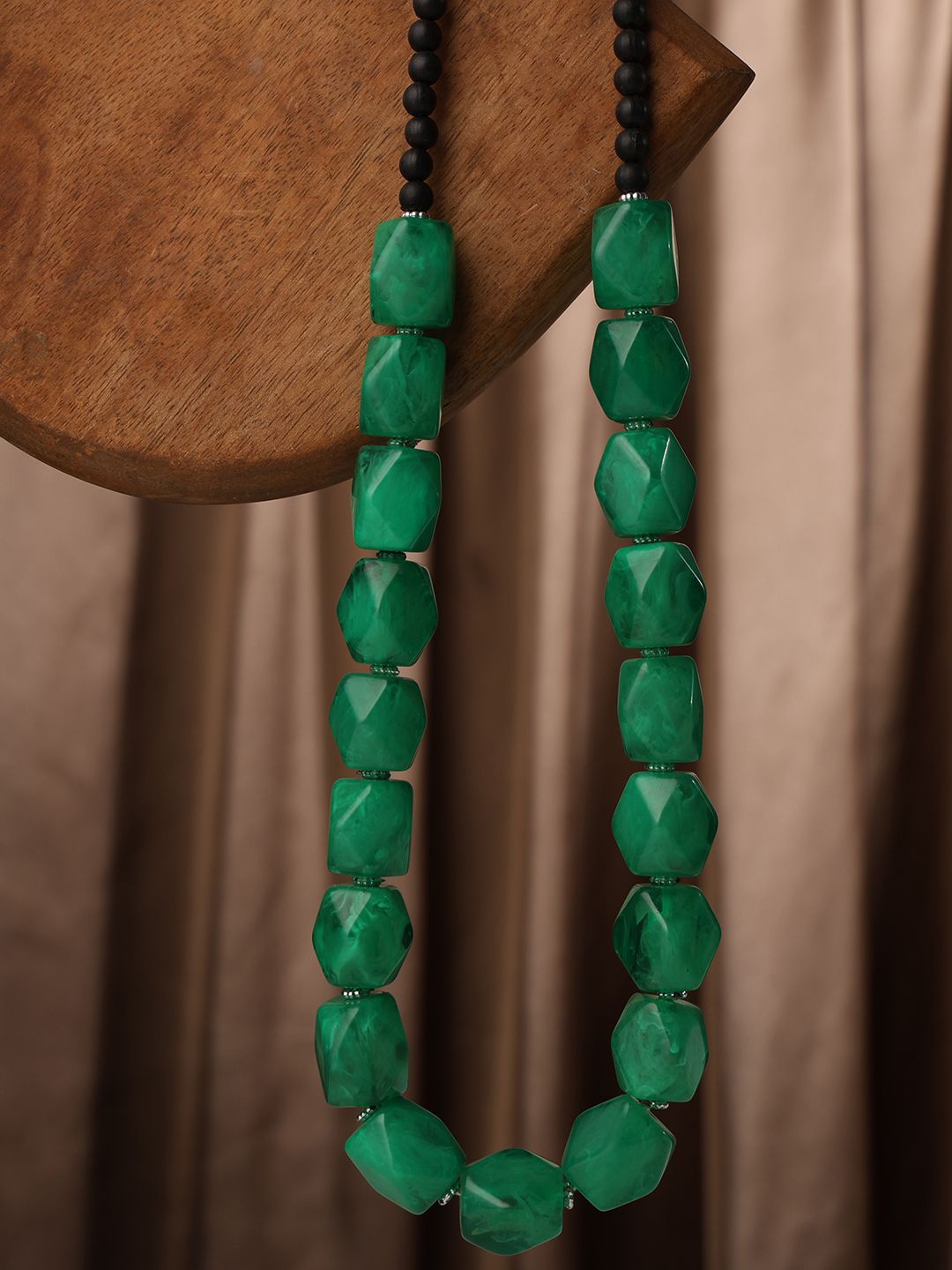 

VENI Chain, Green