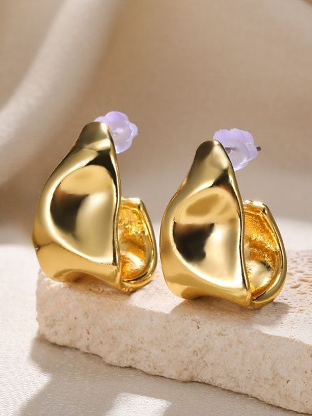 

Just Lil Things Contemporary Drop Earrings, Gold