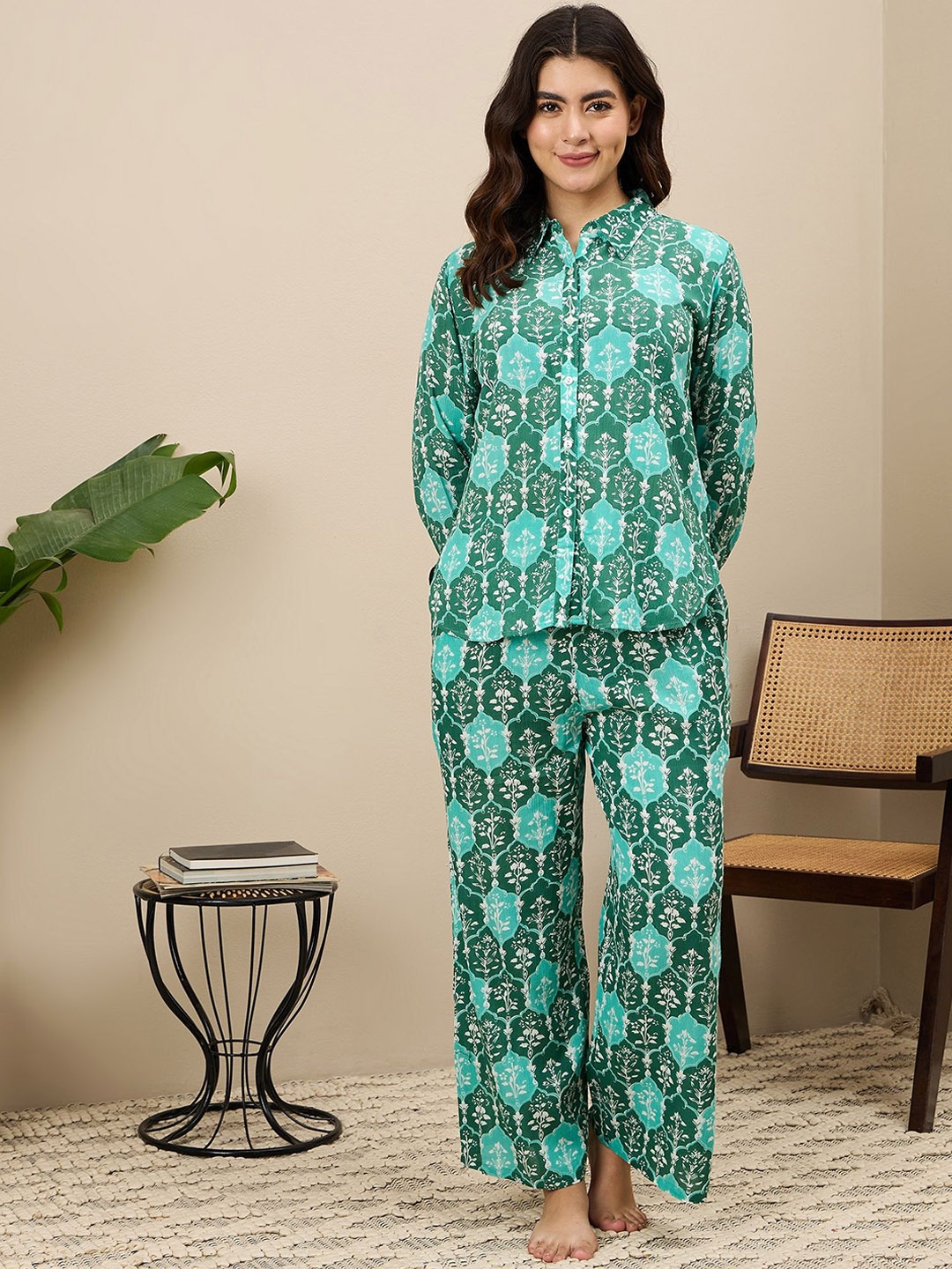 

ETC Women Women Printed Shirt & Pyjama Night suit, Green