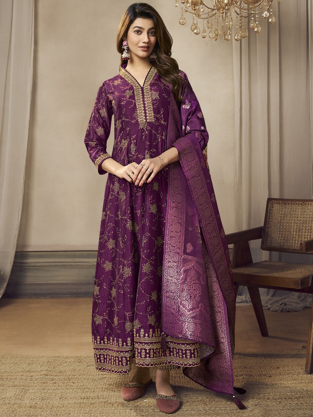 

Label Khoj Women Ethnic Motifs Embroidered Regular Sequinned Kurta with Trousers & With Dupatta, Purple