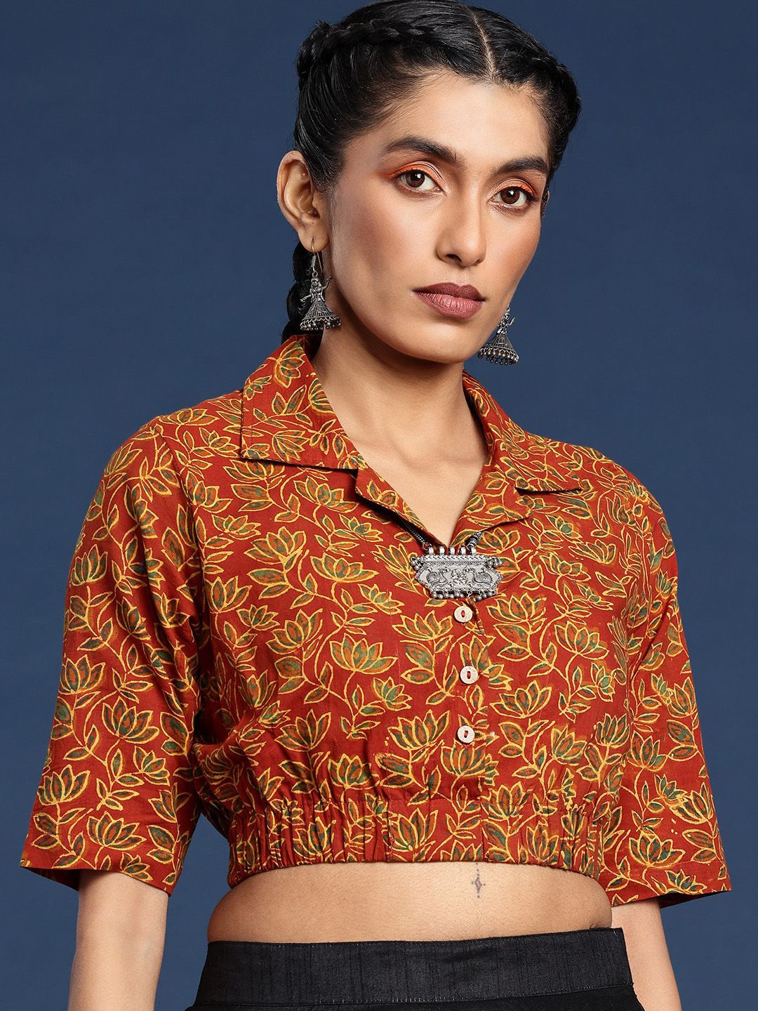 

Taavi Printed Cotton Non Padded Saree Blouse, Red