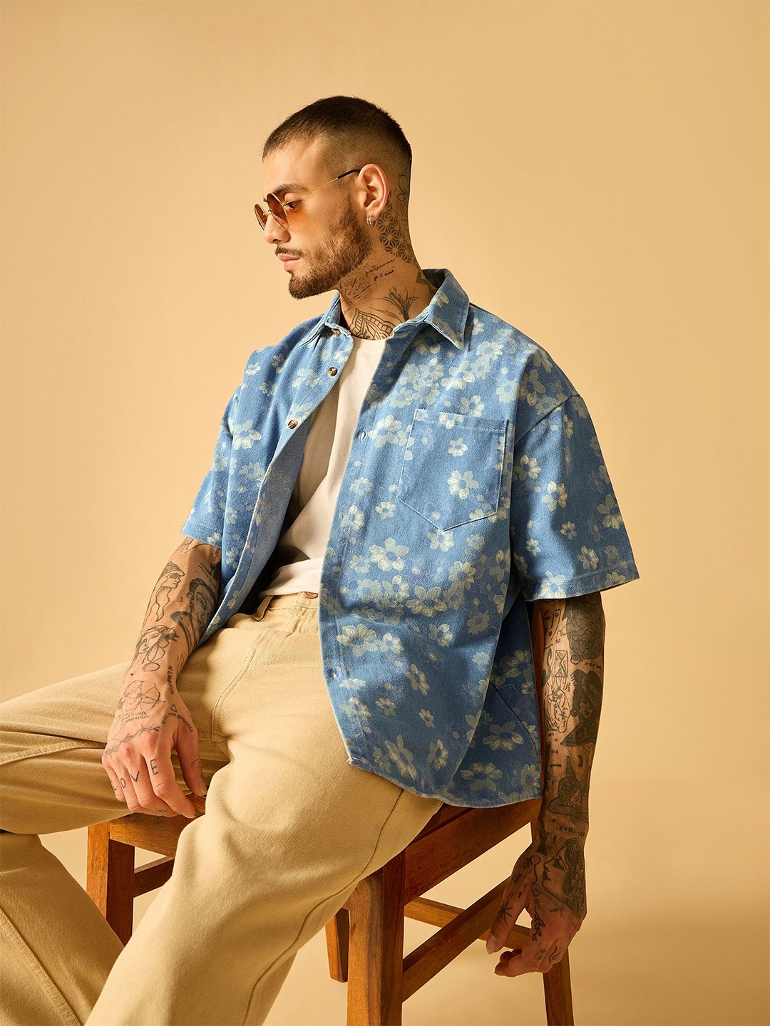 

AKS Men Standard Floral Semi Sheer Printed Casual Shirt, Blue
