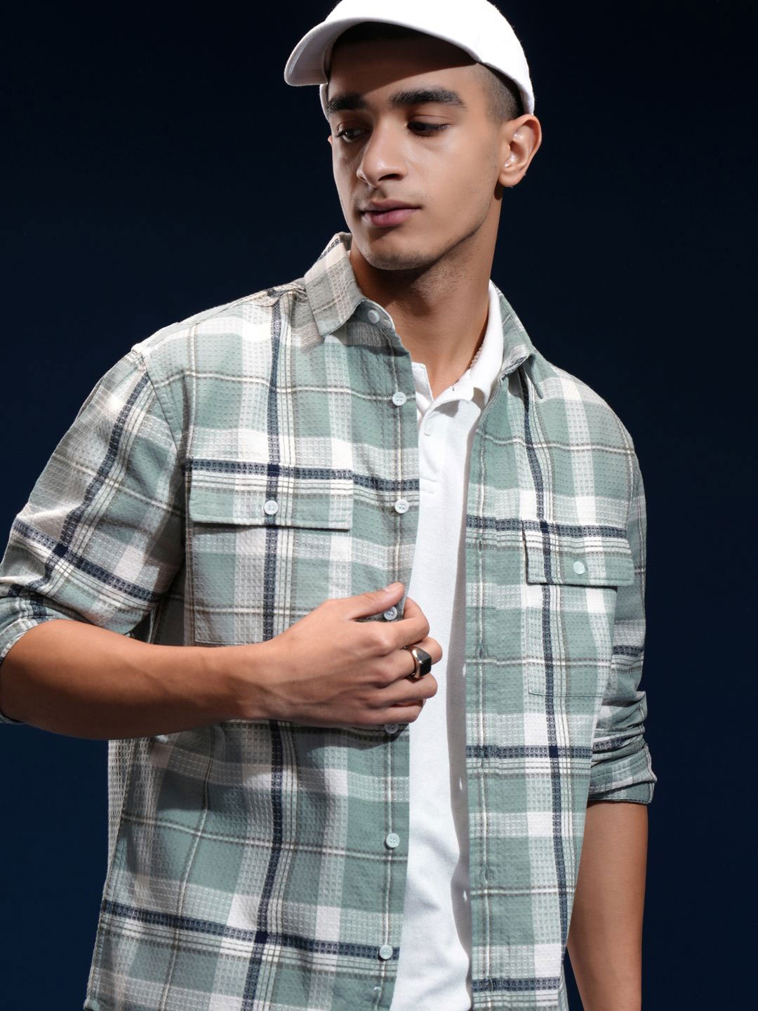 

HIGHLANDER Men Opaque Checked Casual Shirt, Green