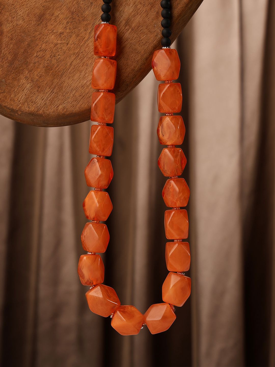 

VENI Chain, Orange