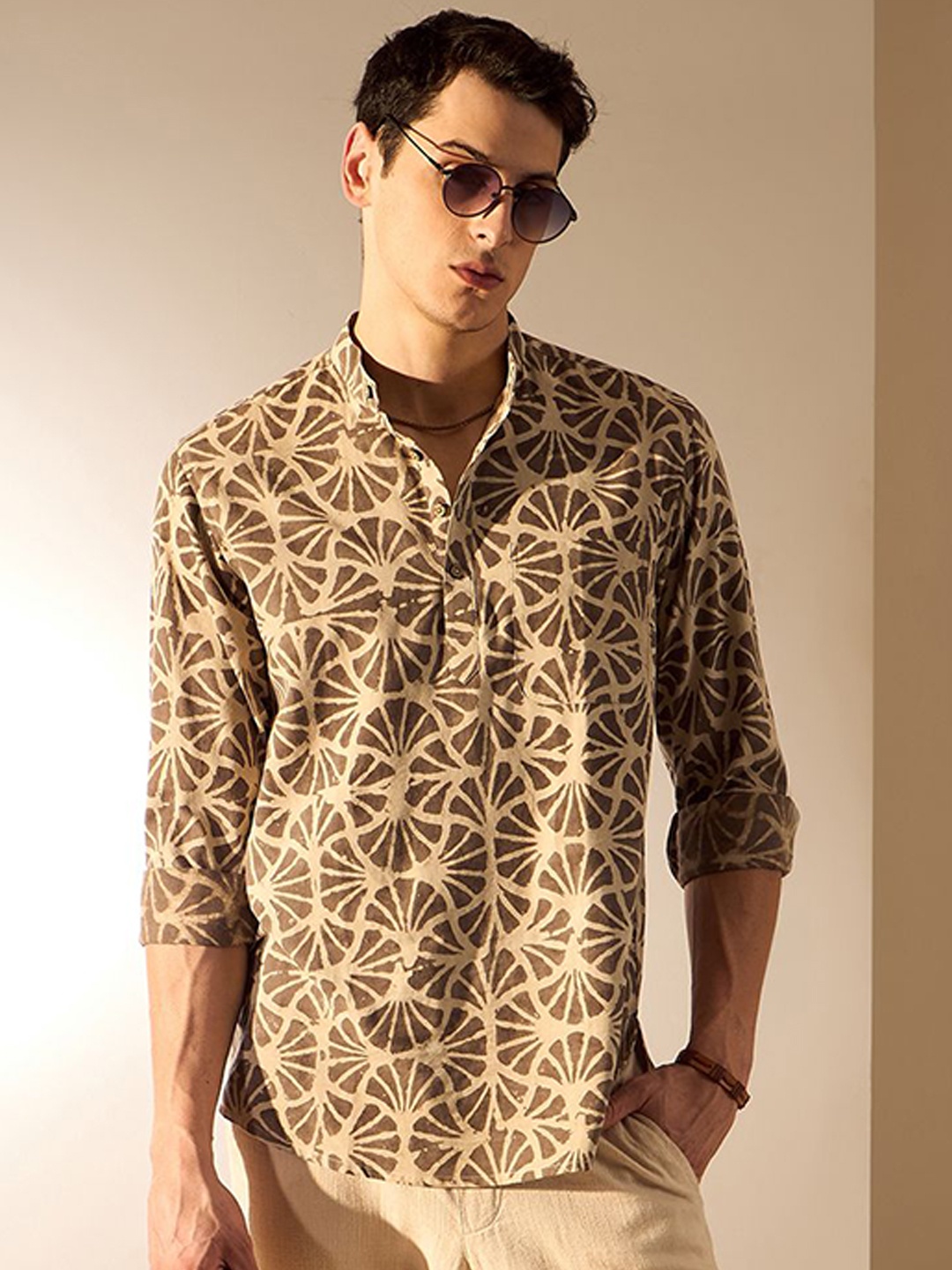

DENNISON Floral Hand Block Printed Mandarin Collar Cotton Short Kurta, Brown