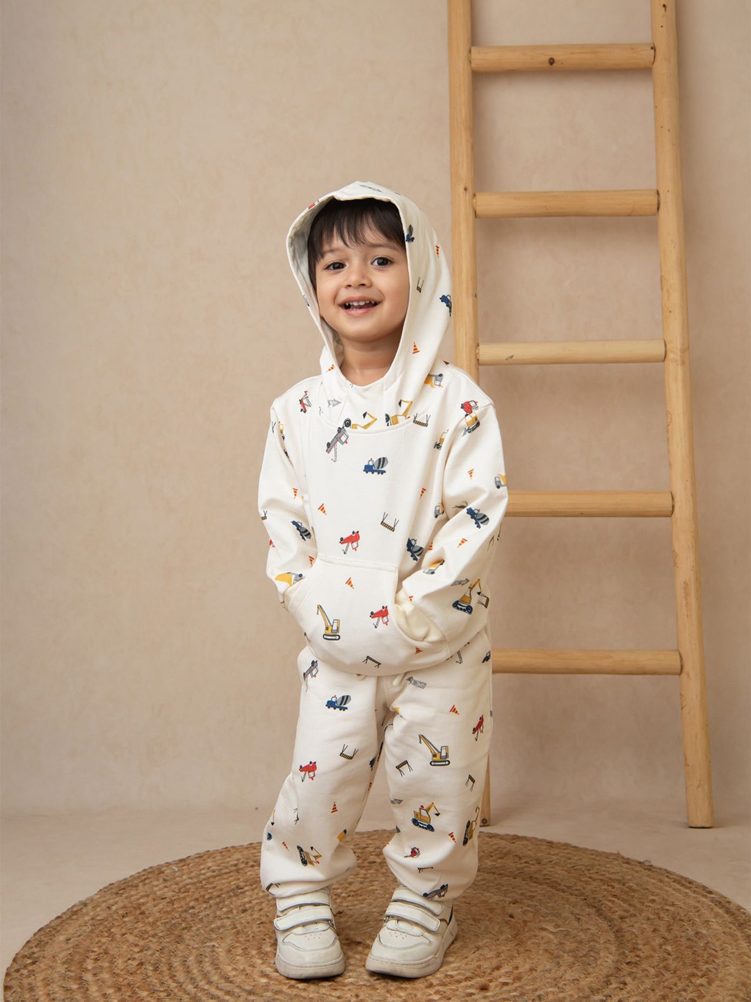 

COT & CANDY Unisex Kids Printed Hooded Sweatshirt, Cream