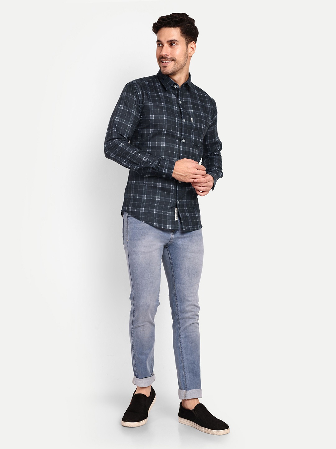 

Lewogle Men Opaque Checked Casual Shirt, Blue