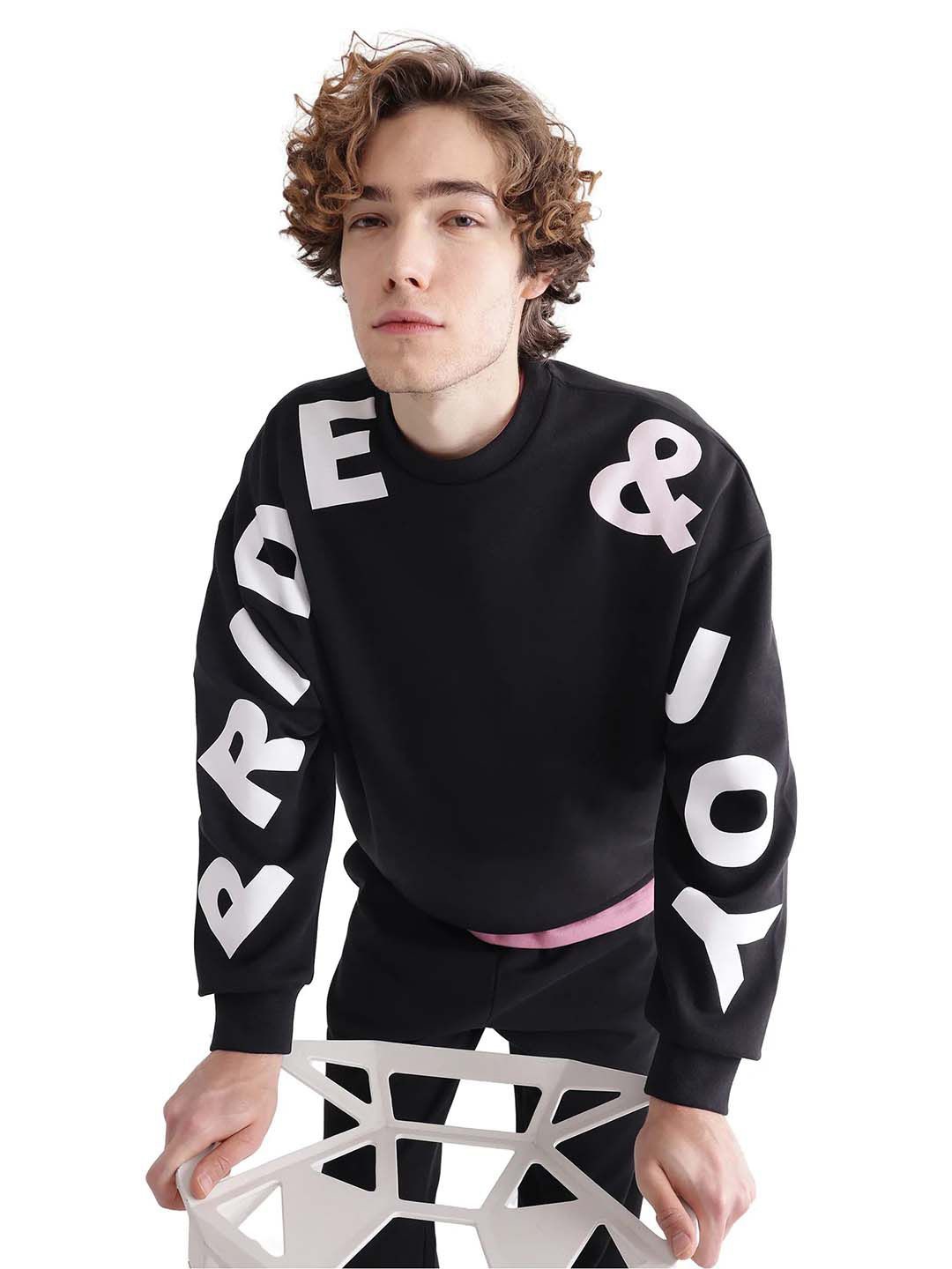 

RARE RABBIT Men Printed Sweatshirt, Black