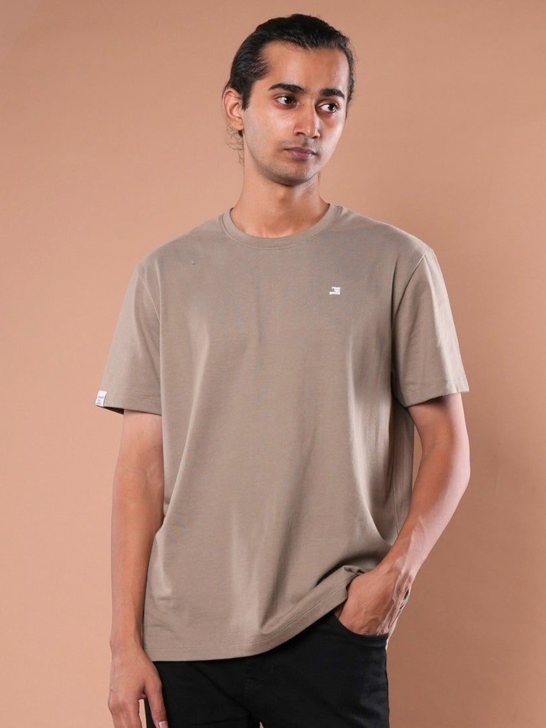 

ROAR FOR GOOD Men Solid Round Neck Organic Cotton T-shirt, Khaki