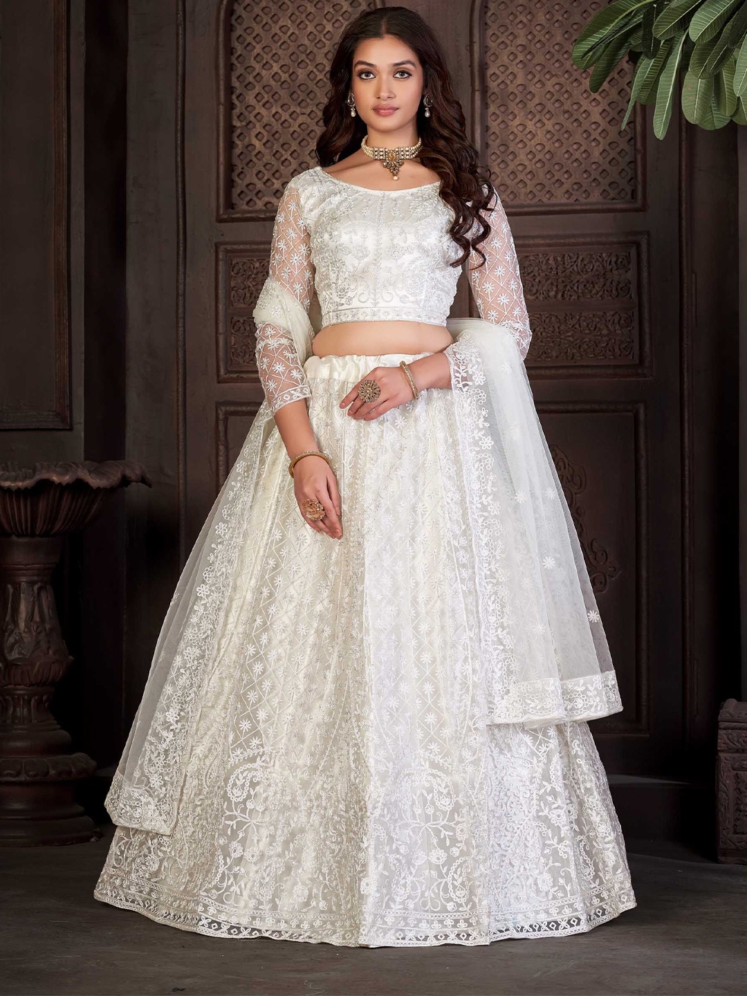 

Warthy Ent Embroidered Thread Work Semi-Stitched Lehenga & Unstitched Blouse With Dupatta, White