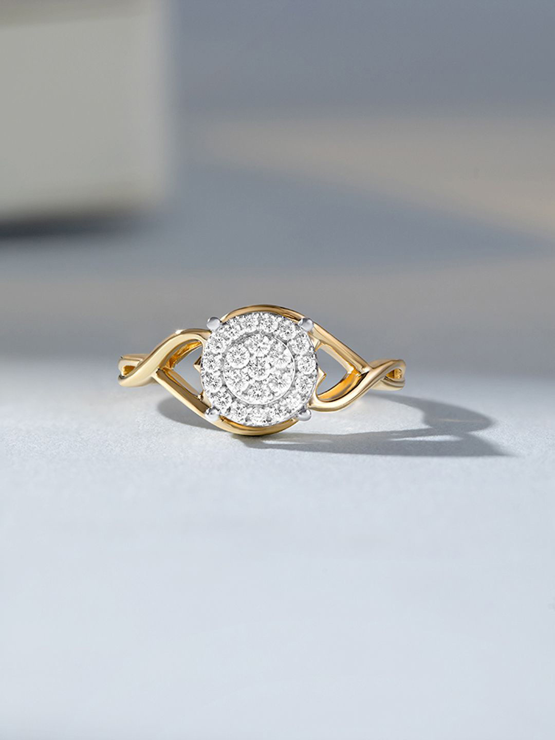 

Mia by Tanishq Twilight Circle 14K Gold & Diamond Finger Ring-3.17 gm, Yellow