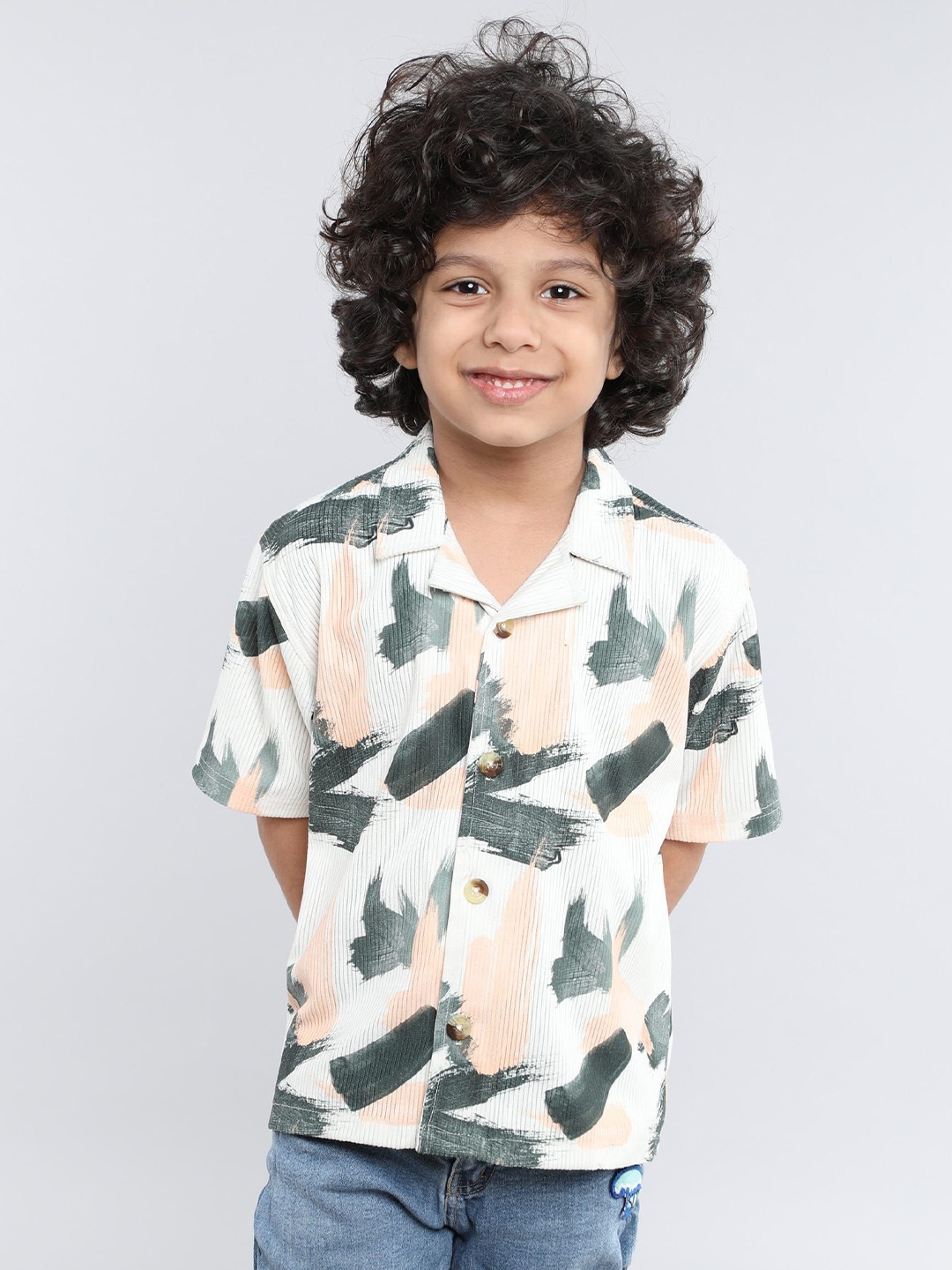 

taffykids Boys Opaque Printed Casual Shirt, White