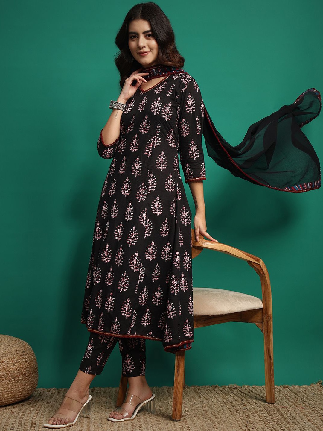 

IkDaiya Floral Printed Pure Cotton Anarkali Kurta With Trouser & Dupatta, Black