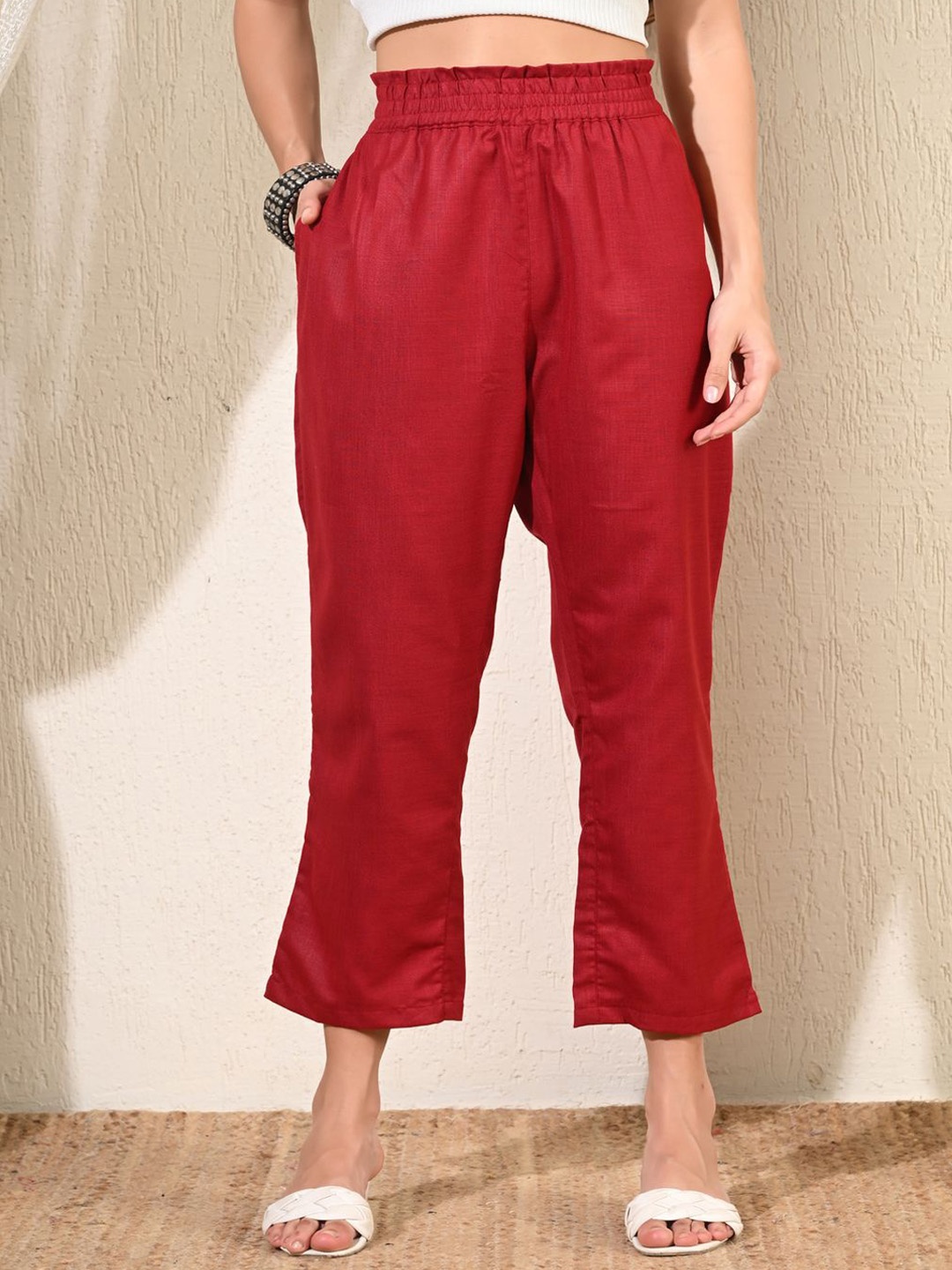 

KALINI Women Printed Trousers, Maroon